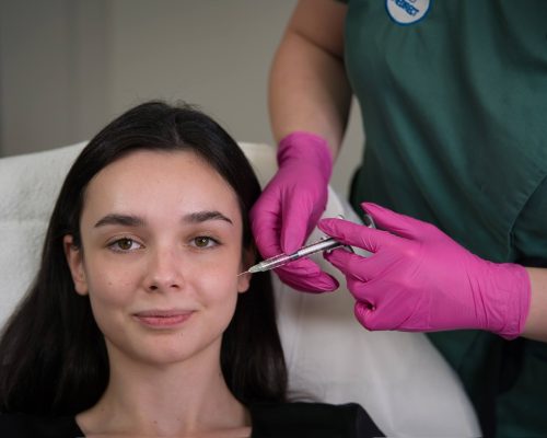 contouring tváre kyselinou hyalurónovou